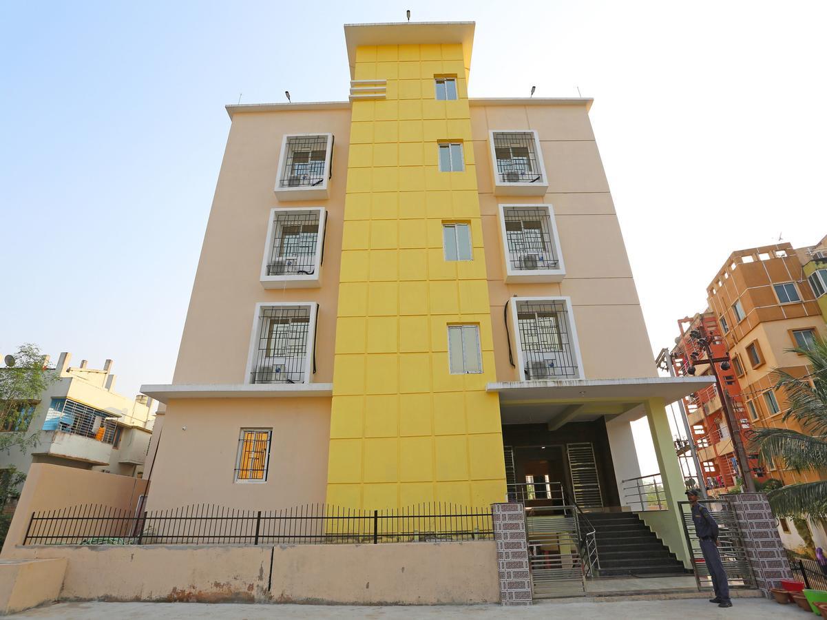 Oyo 11343 Hotel Sai International Bhubaneswar Exteriör bild