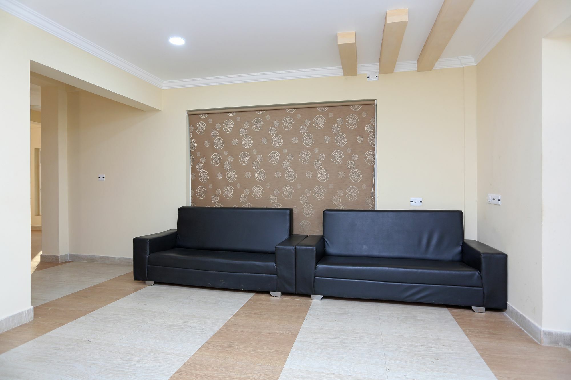 Oyo 11343 Hotel Sai International Bhubaneswar Exteriör bild